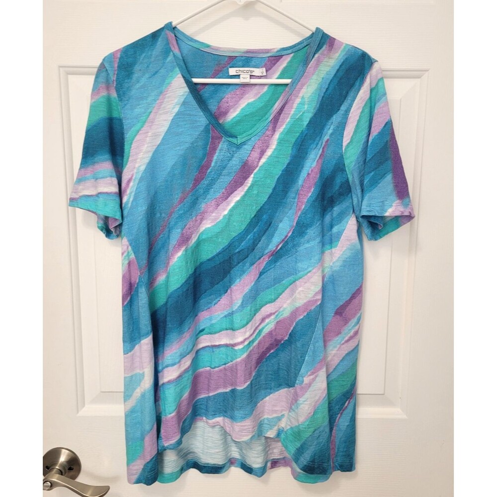 Chico's Sea Print Short Sleeve Forward-Seam V-Neck Tee Size 1 Medium Blue Purple